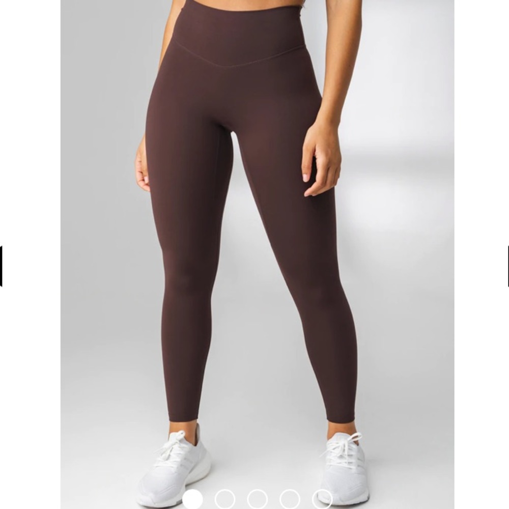 Like new Balance Athletica cloud pant in obsidian